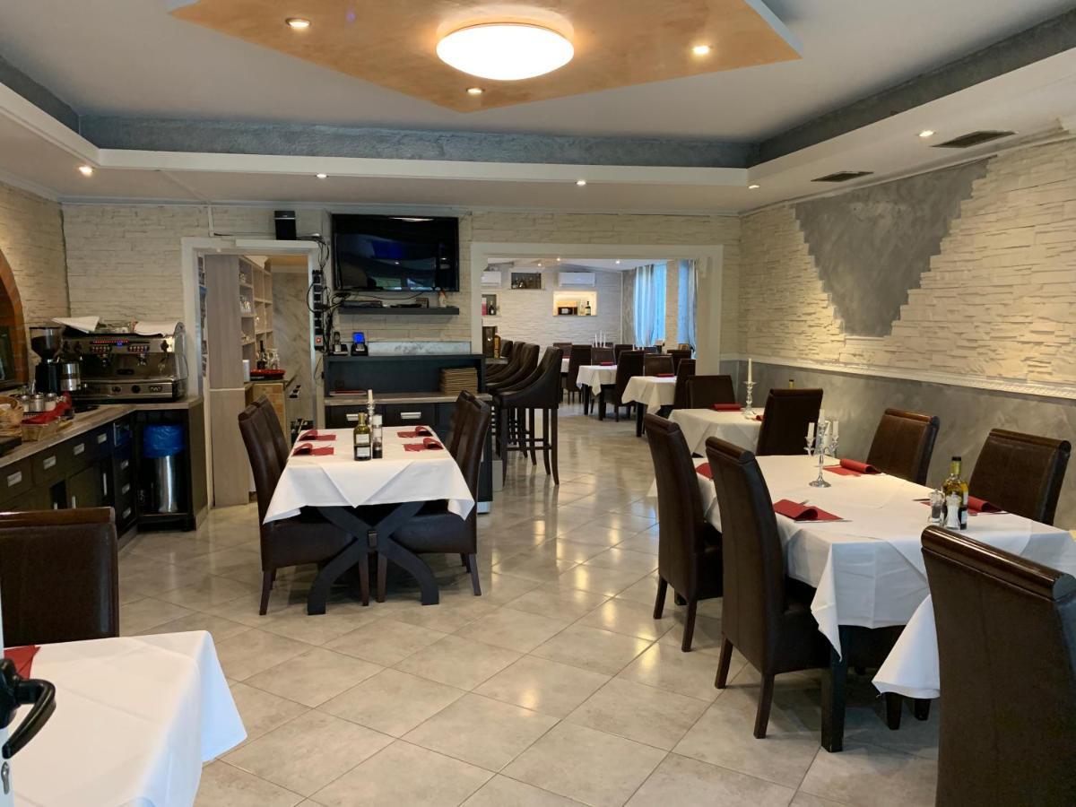 Hotel Ristorante Sicilia 타펜베크 외부 사진